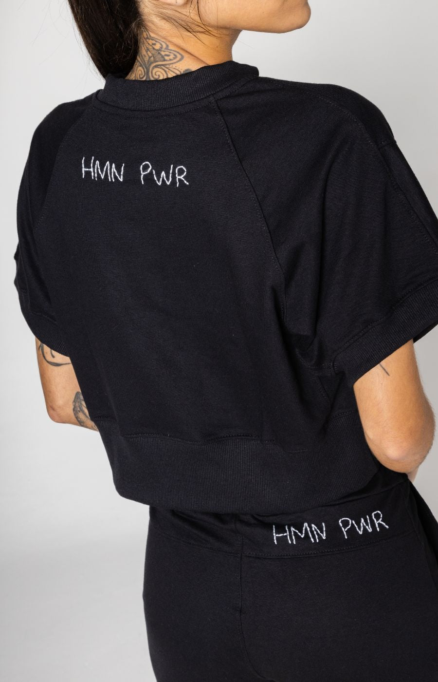 Cropped Human Power Preto