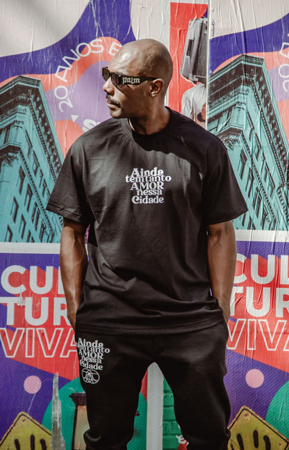 T-Shirt - Amor Nessa Cidade (Preta)