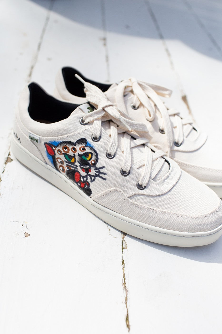 Tênis Collab Cidades Invisíveis + Tairú