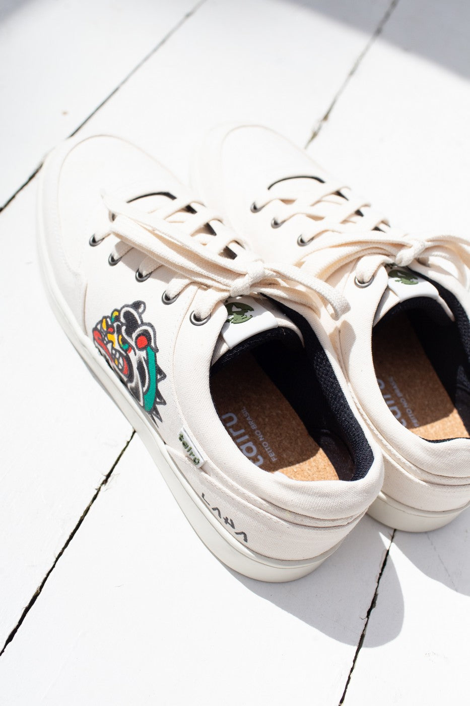 Tênis Collab Cidades Invisíveis + Tairú