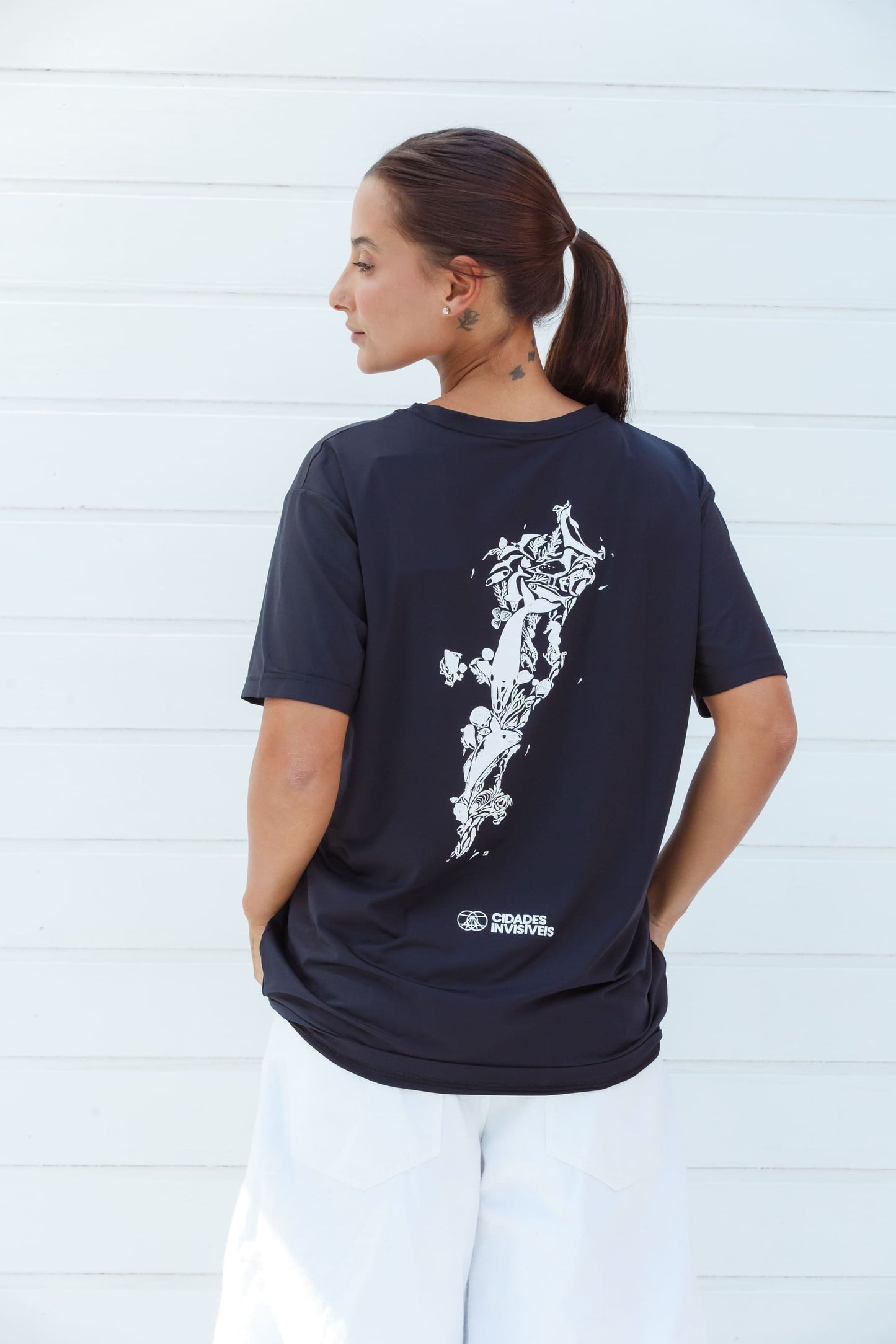 Camiseta Esportiva Preta - Coleção Floripa